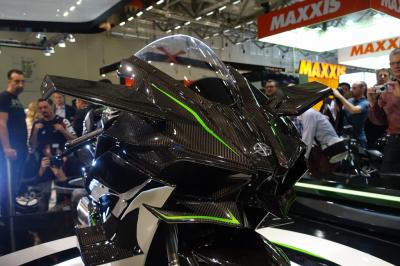 Intermot - Nouveauté 2015 - Kawasaki H2R : 300 ch !